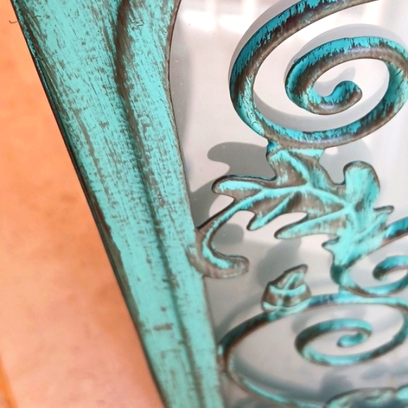 Home Decor--17" Oversized Front Door Lantern ,illuminates On Timer...NEW - Picture 10 of 16